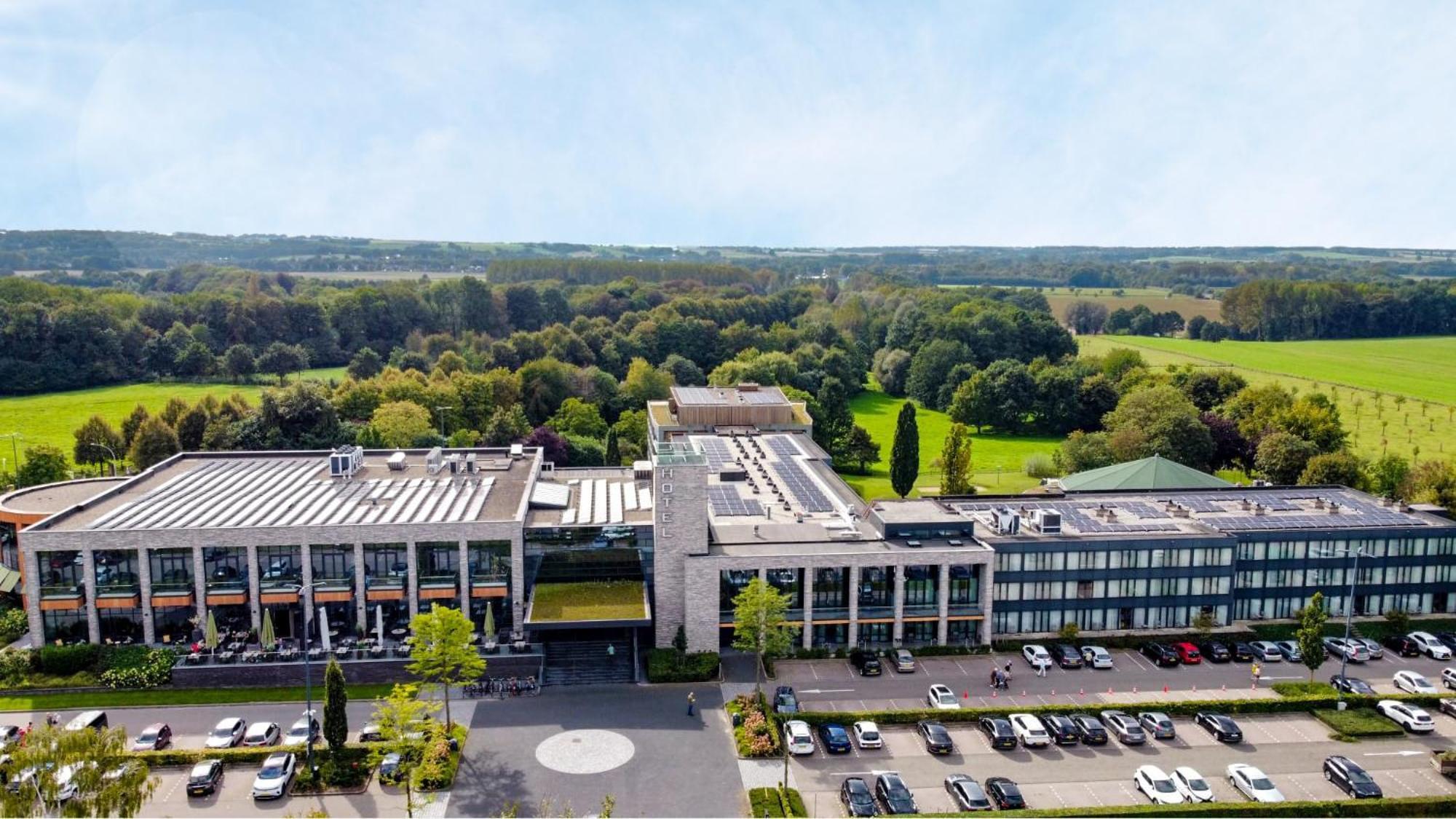 Van Der Valk Hotel Heerlen Bagian luar foto